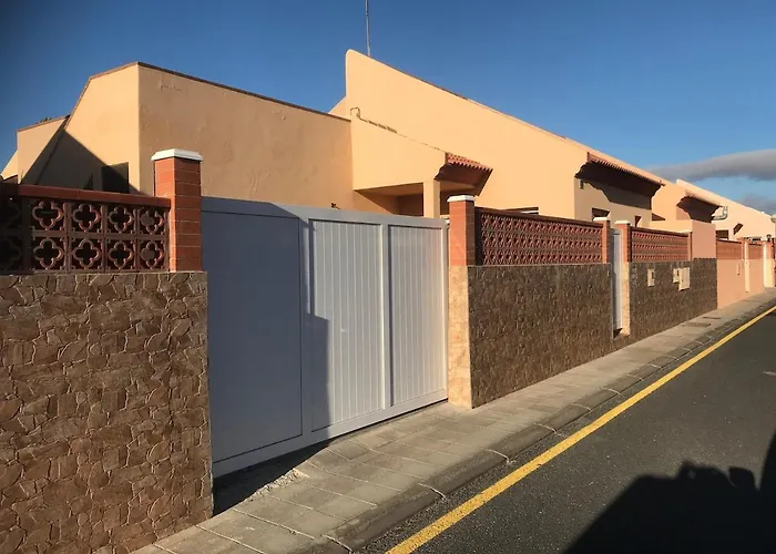 Casa Bonita - Beautiful 3 Bed With Private Heated Pool And Fibre Wifi Сasa de vacaciones *