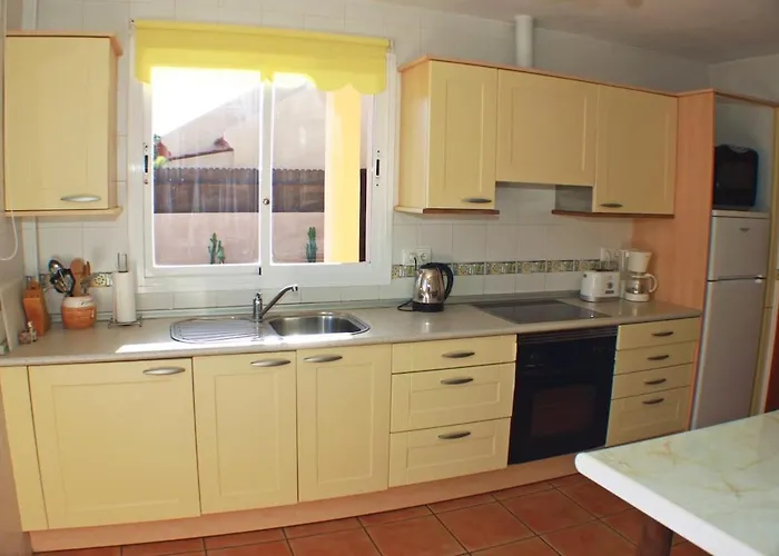 Сasa de vacaciones Casa Bonita - Beautiful 3 Bed With Private Heated Pool And Fibre Wifi *