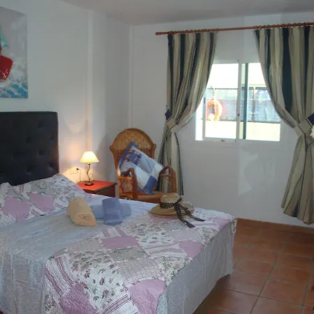 Casa Bonita - Beautiful 3 Bed With Private Heated Pool And Fibre Wifi Corralejo