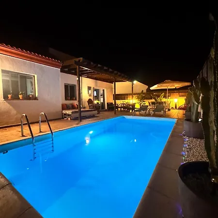 Casa Bonita - Beautiful 3 Bed With Private Heated Pool And Fibre Wifi Holiday home