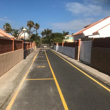 Casa Bonita - Beautiful 3 Bed With Private Heated Pool And Fibre Wifi Corralejo